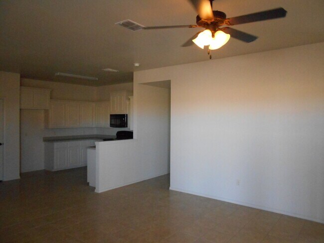 Foto del edificio - MM 6702 Oakridge Avenue JW