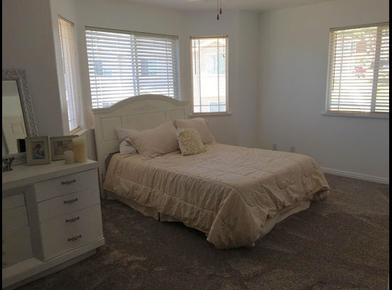 Building Photo - Townhome/condo