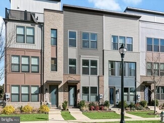 Building Photo - 2535 Emerald Branch Dr