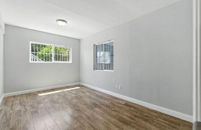 Foto del edificio - 5821 E 17th St