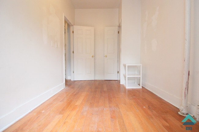 Foto del edificio - 188 S 3rd St