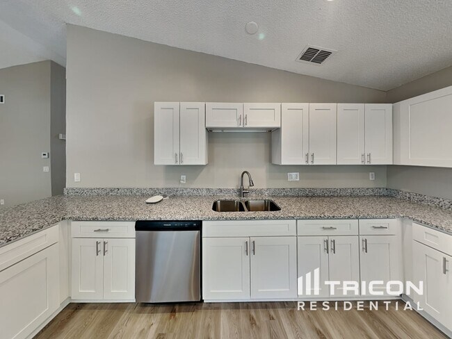 Building Photo - 8006 Hathaway Drive New Port Richey FL