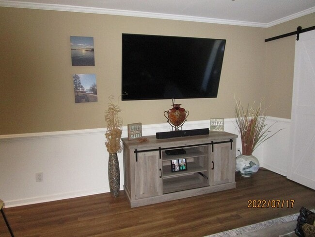 Building Photo - 1205 Cypress Pointe