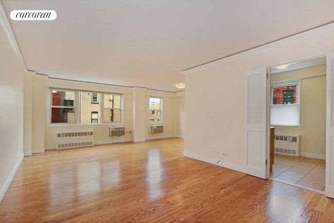 Building Photo - 3 Sheridan Square