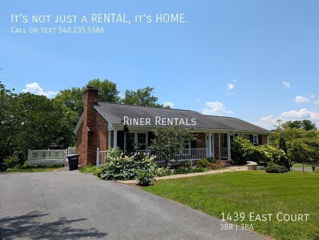 Building Photo - 1439 East Ct