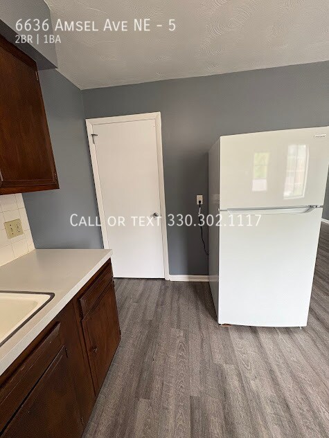 Building Photo - 6636 Amsel Ave NE