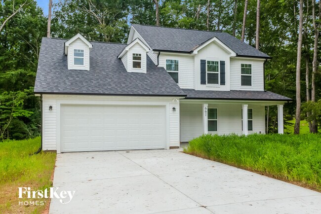 Building Photo - 661 White Oaks Rd