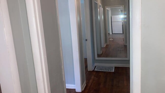 Foto del edificio - 2364 Brackett St SW