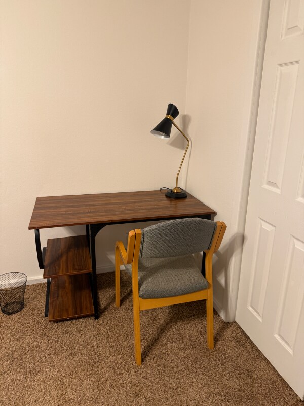 Foto del edificio - 1319 W Hasket Cir