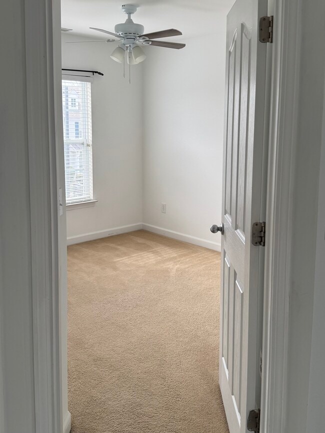 Foto del edificio - 13373 Calloway Glen Dr