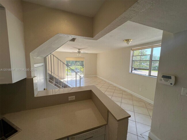 Foto del edificio - 8600 SW 67th Ave