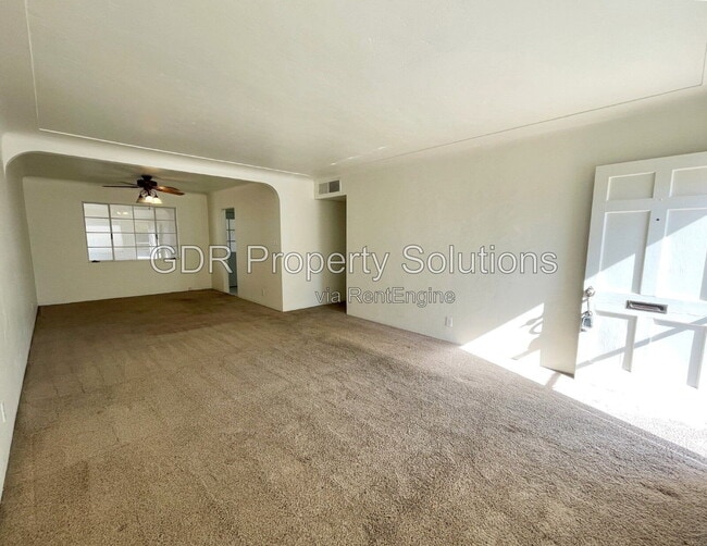Building Photo - 5703 Princess Jeanne Ave NE