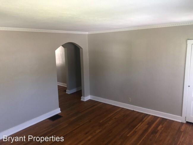 Building Photo - 2 br, 1 bath House - 250 Timmons St