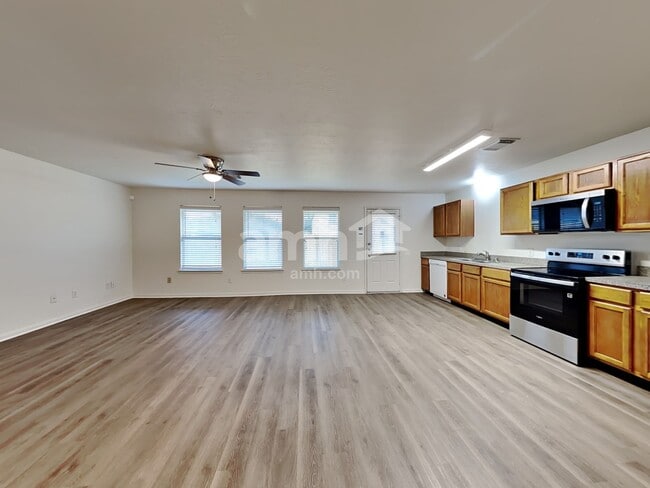 Building Photo - 19414 Dry Canyon Ct