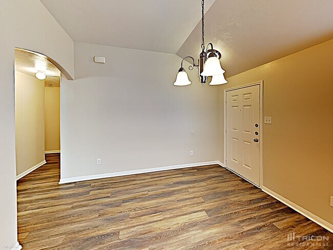 Foto del edificio - 21626 Falvel Sunset Ct