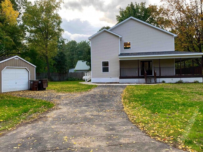 Building Photo - 189 New Salem South Rd