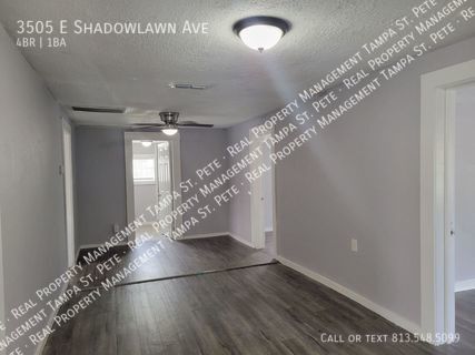 Foto del edificio - AVAILABLE FOR IMMEDIATE MOVE-IN