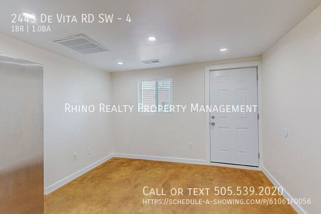Foto del edificio - 2443 De Vita Rd SW