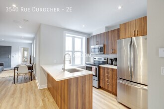 Building Photo - 3540 Rue Durocher