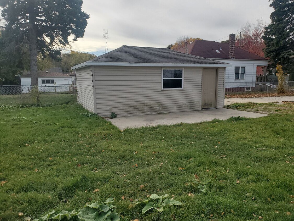 Foto del edificio - 3 Bedroom Single Family Home