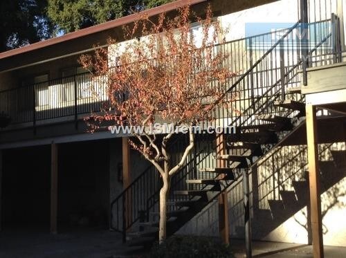 Foto del edificio - 920 W Sacramento Ave