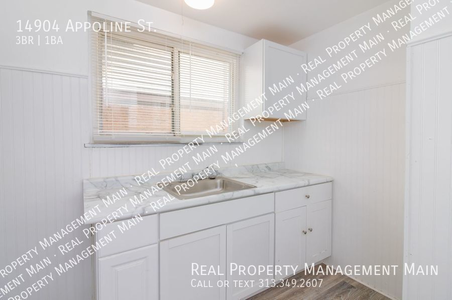 Primary Photo - 3 Bed on Appoline