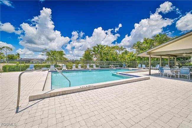 Foto del edificio - 16650 Partridge Place Rd