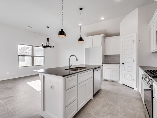 Foto del edificio - Newer Home For Lease Washington OK