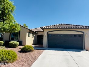 Building Photo - 3569 E Peartree Ln