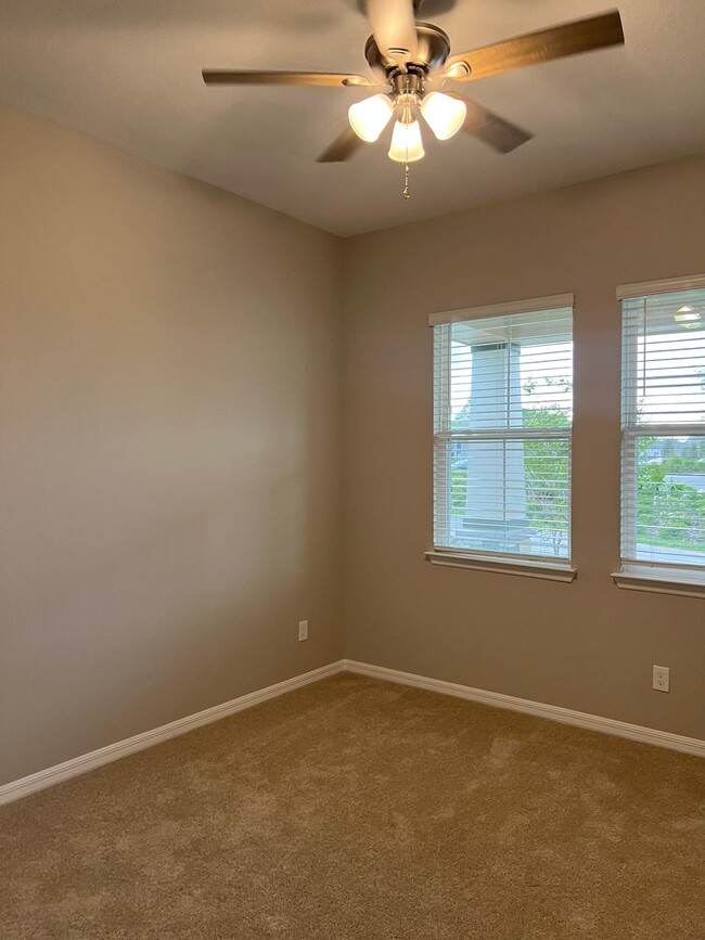 bedroom - 780 Yukon Ln