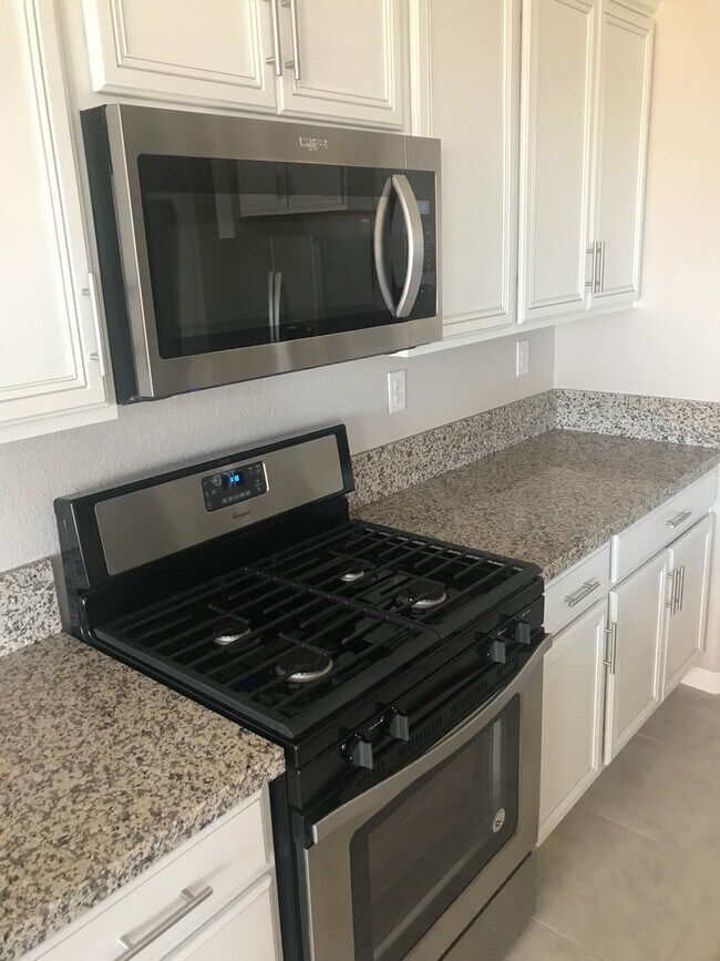 Foto del edificio - 3/2/2 Beautiful Home In Gardnerville Locat...