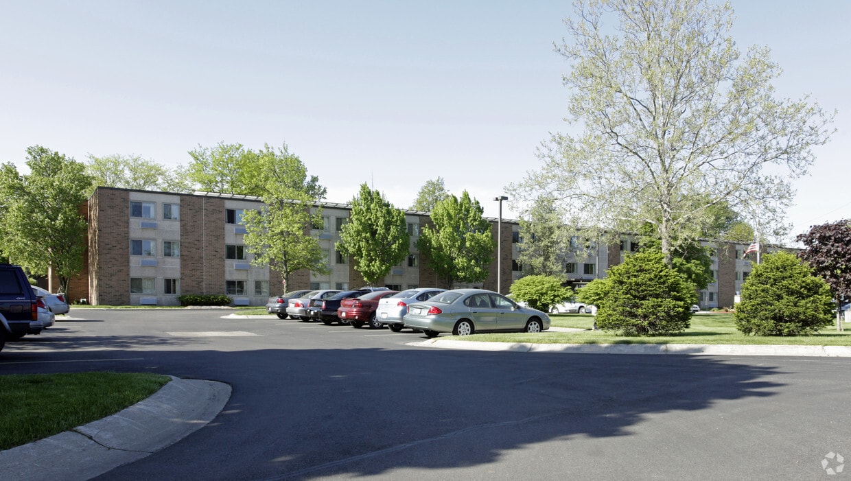 Building Photo - Oblate Residences