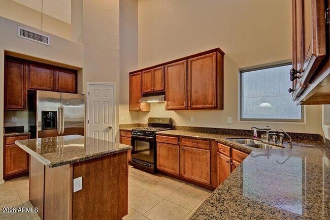 Foto del edificio - 21672 N Geraldine Dr