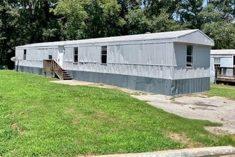 Building Photo - 340 Towler St