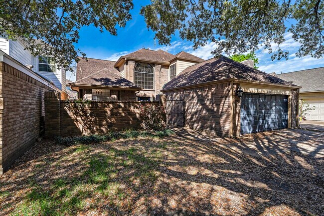 Foto del edificio - 1631 Gingerleaf Ln