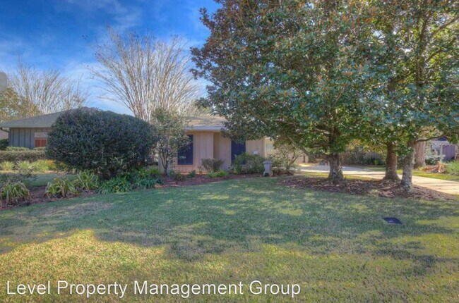 Building Photo - 3 br, 2 bath House - 116 Oak Bend Ct.