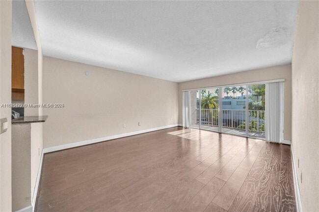 Foto del edificio - 7737 SW 88th St