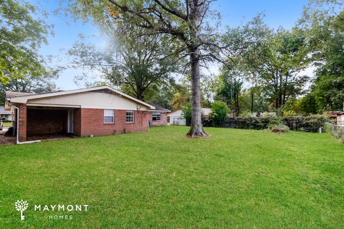 Building Photo - 419 Bent Tree Dr