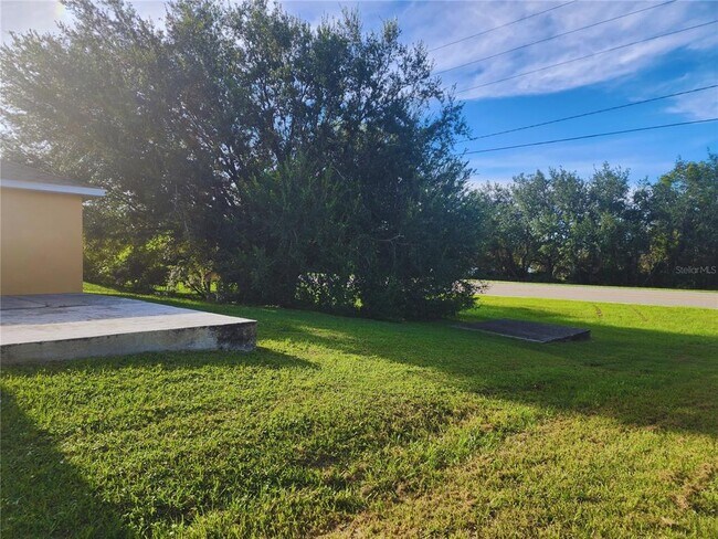 Building Photo - 223 Grouper Ct