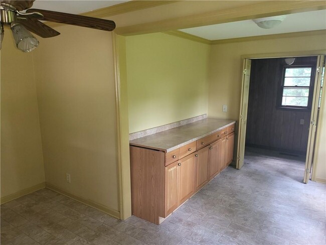 Building Photo - 6707 Campground Rd