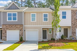 Building Photo - 2660 Senegal Wy