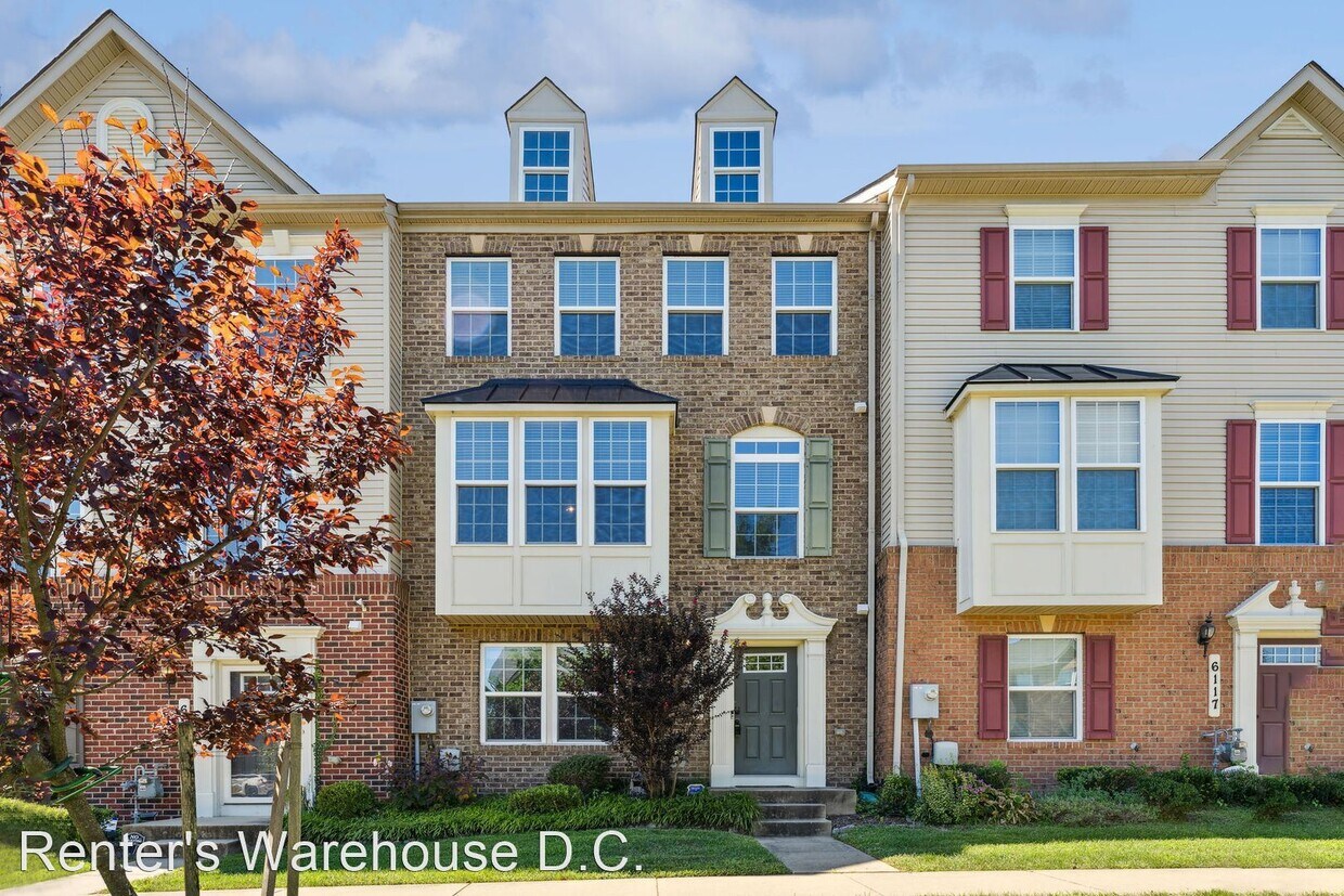 Primary Photo - 3 br, 4 bath House - 6119 Halsted Ave