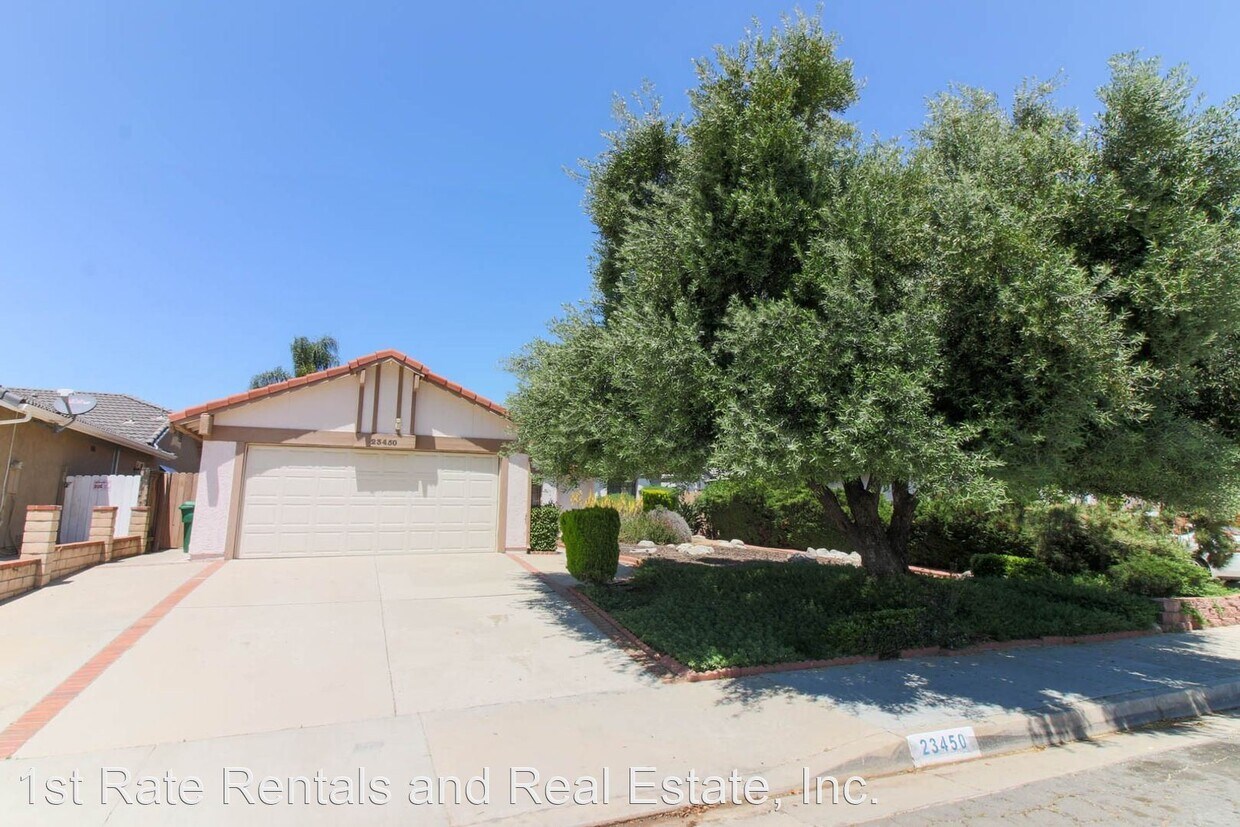 Primary Photo - 3 br, 2 bath House - 23450 Harland Dr