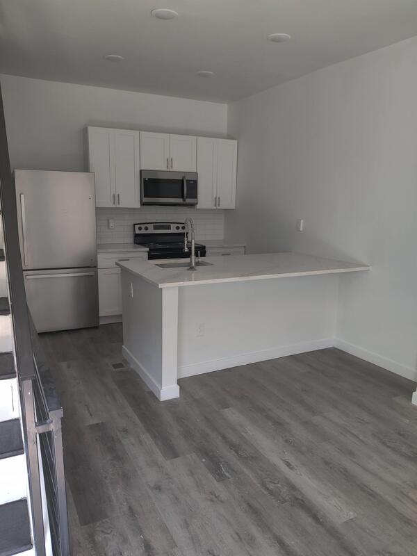 Primary Photo - 2846 N Ringgold St