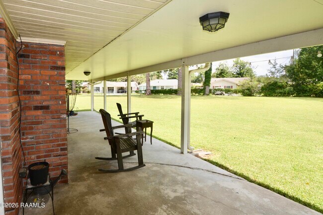 Building Photo - 101 Boxwood Dr