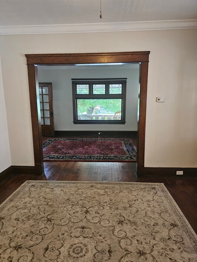 Foto del edificio - 2675 E 130th St