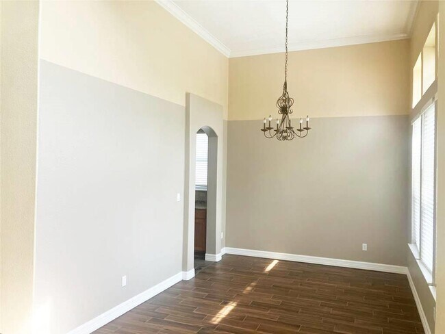 Building Photo - 3208 Dawn Mesa Ct