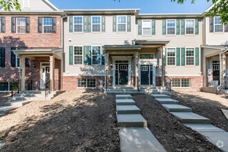 Building Photo - 804 Neubauer Circle