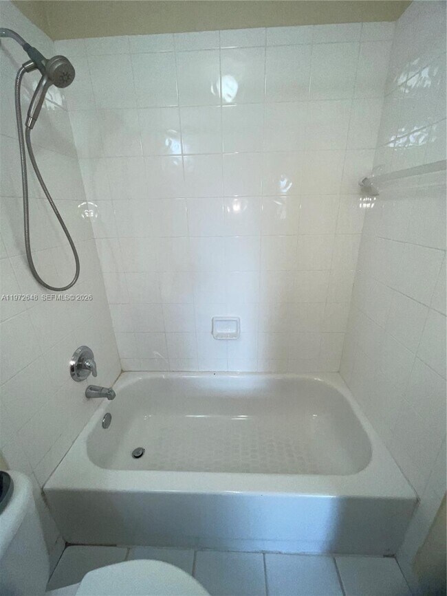 Building Photo - 2203 SE 23rd Ave