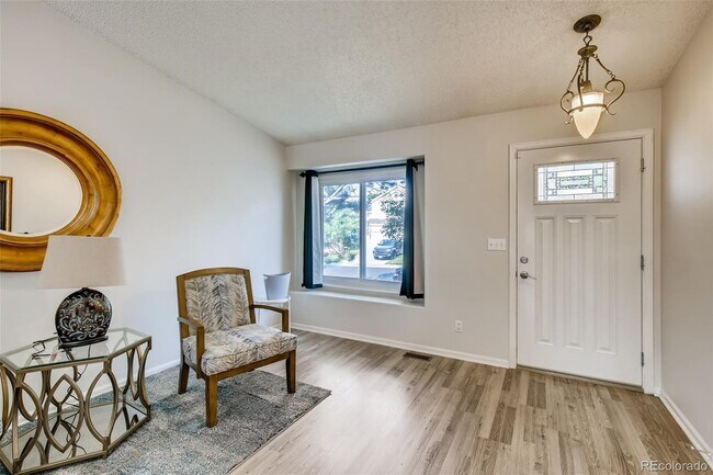 Entry/living room - 11301 Rodeo Cir